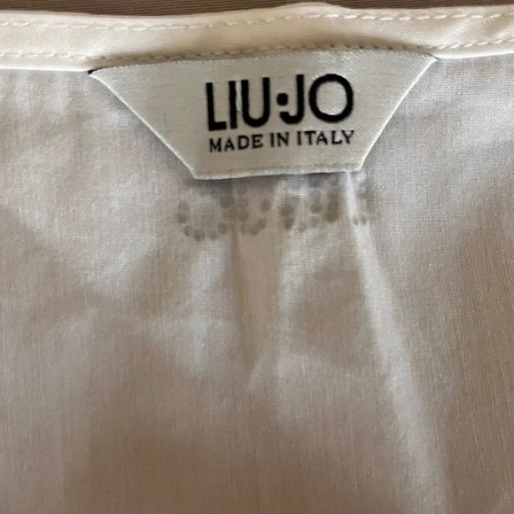 Liu Jo Milano Women’s Top with Jeweled Buttons Size 44/L White Sleeveless - Picture 4 of 7